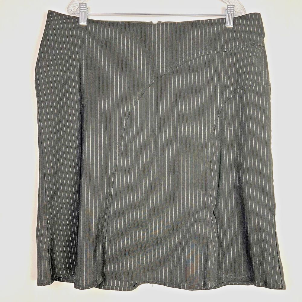 Spring Street Vintage Skirt Womens Plus 20  Black Pinstripe Midi Front A-Line